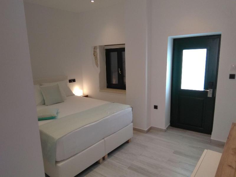 Πανσιόν Antica Canea Luxury 4*